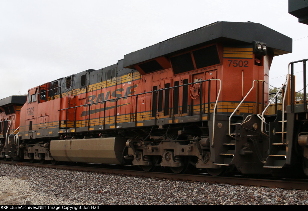 BNSF 7502